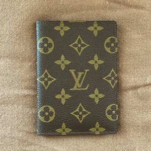 Louis Vuitton Passport Holder